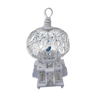 Metal bird cage