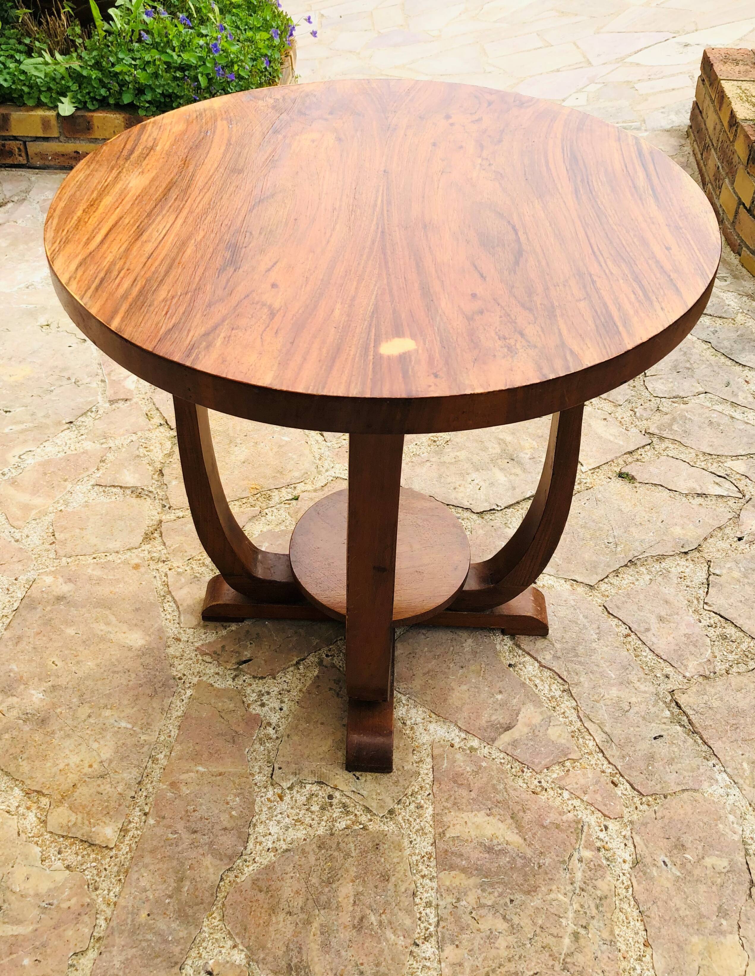 Table d'appoint en bois