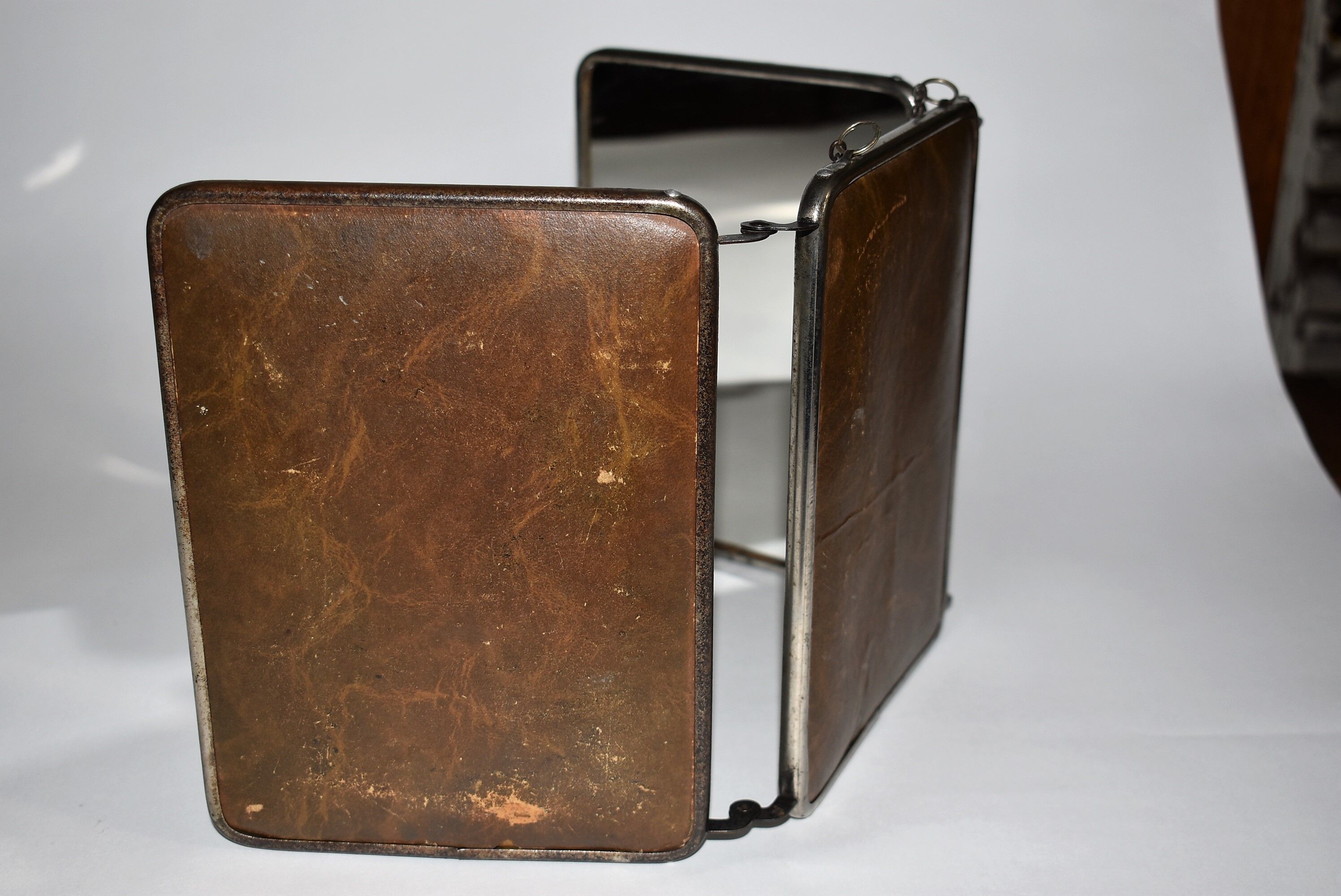 Barber beautiful triptych mirror 48x20cm