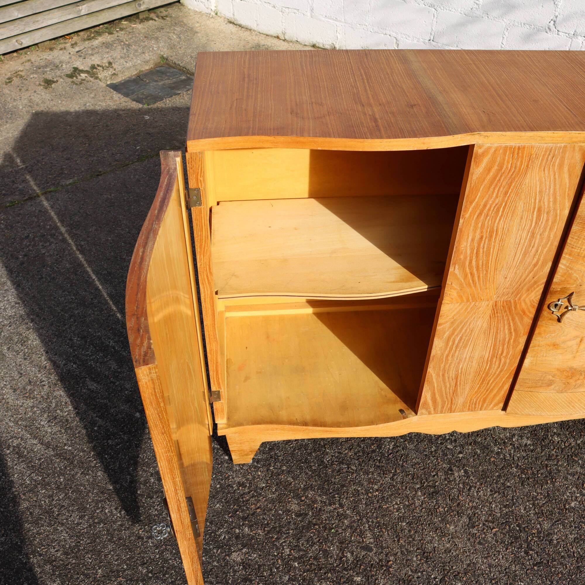 French Art Deco Sideboard - Antique Sideboard in Gilded Walnut Marquetry - 1930s