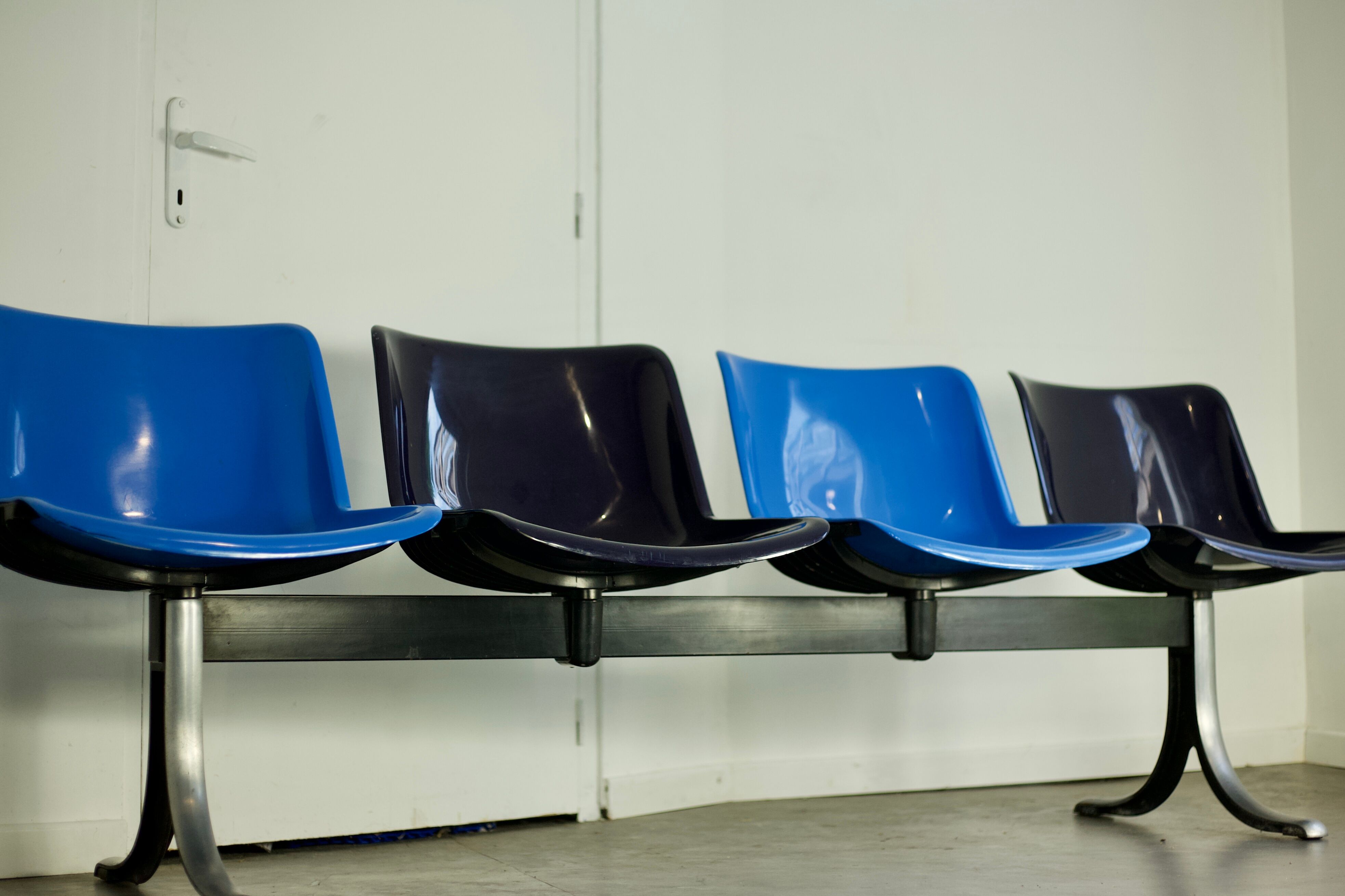Bench of Osvaldo Borsani for Tecno Italy, 1982