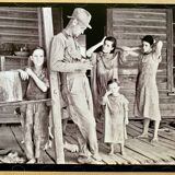 📸 Fine Art Photograph by Walker Evans – Sharecropper Children, Alabama (1936)