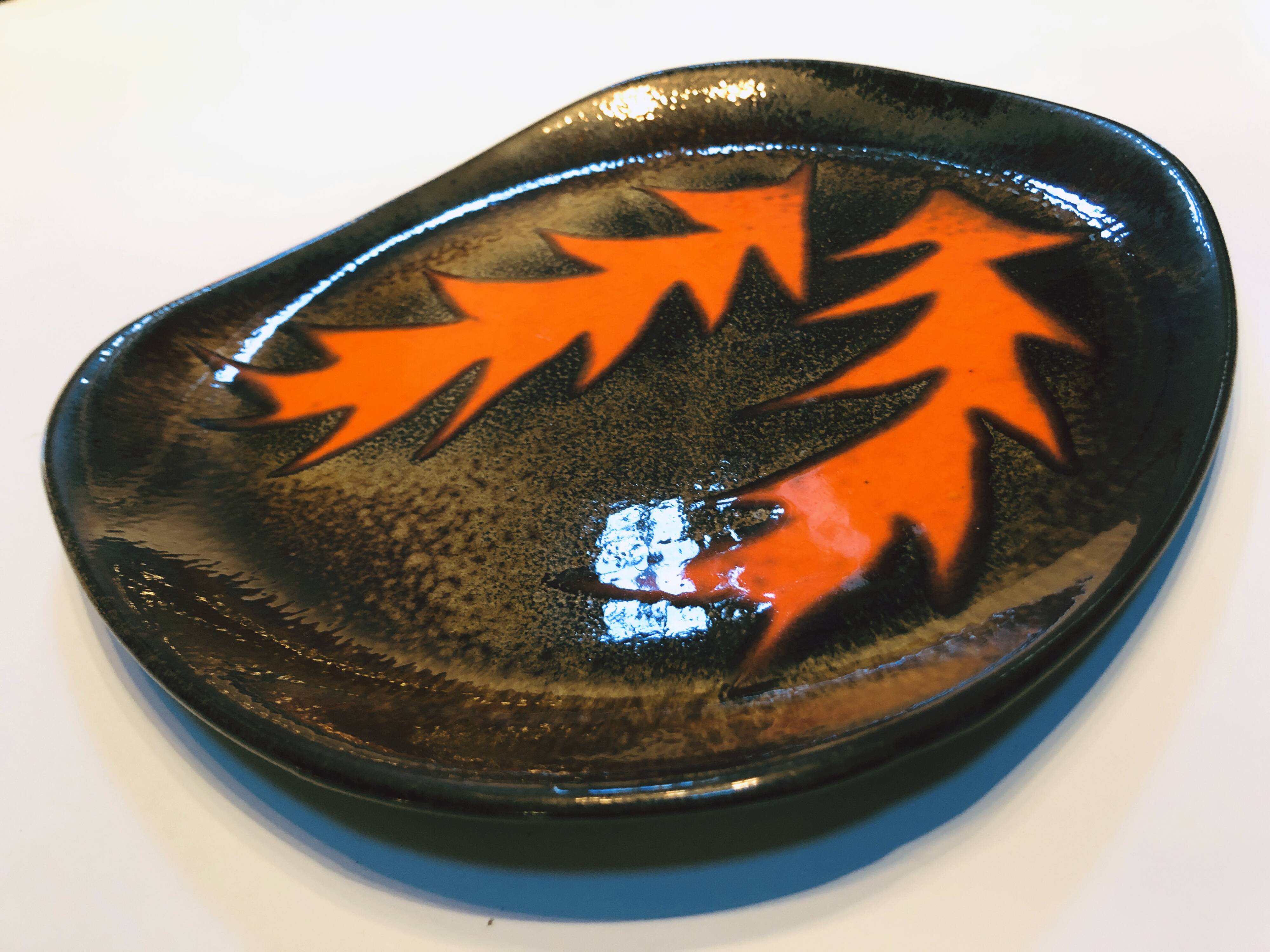 Vintage Dish • Pocket tray • Ceramic • Vallauris • In the style of Gilbert Valentin • 1950-1960
