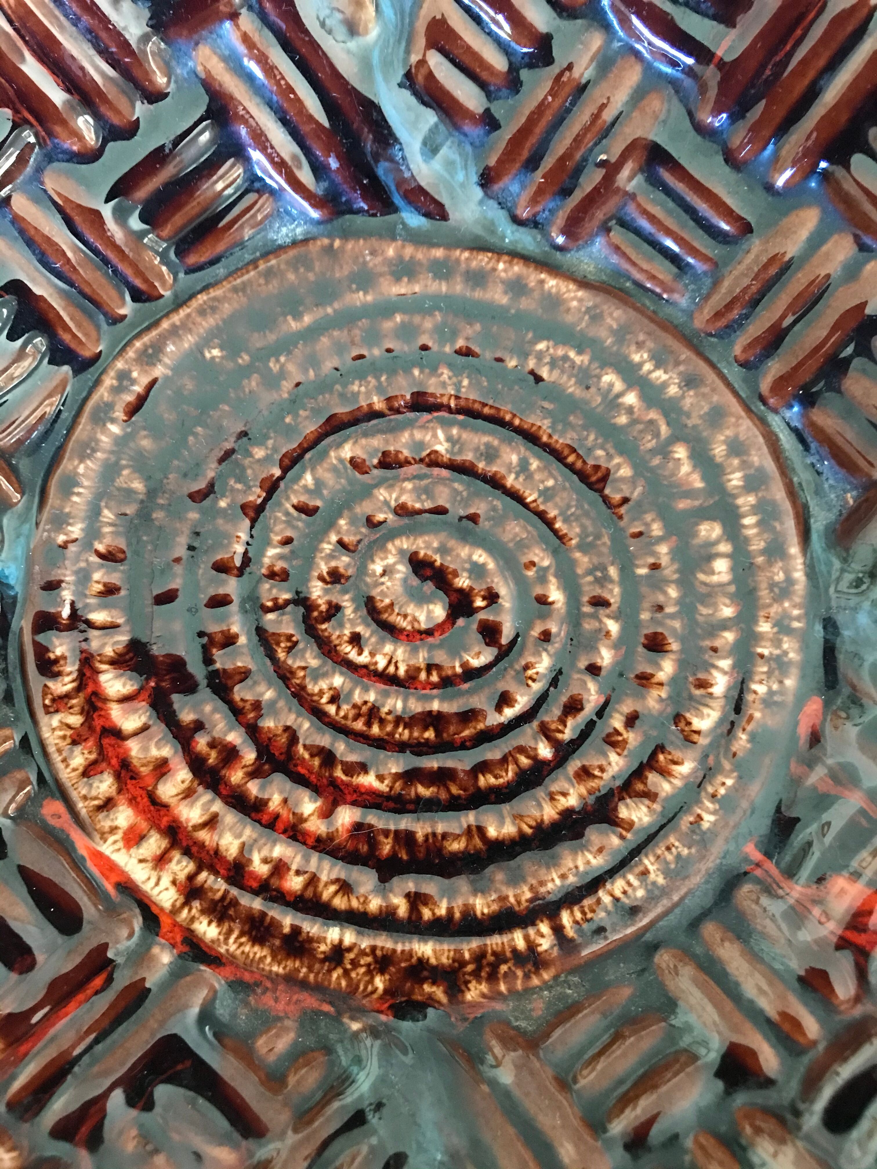 Empty-pocket ceramic cup