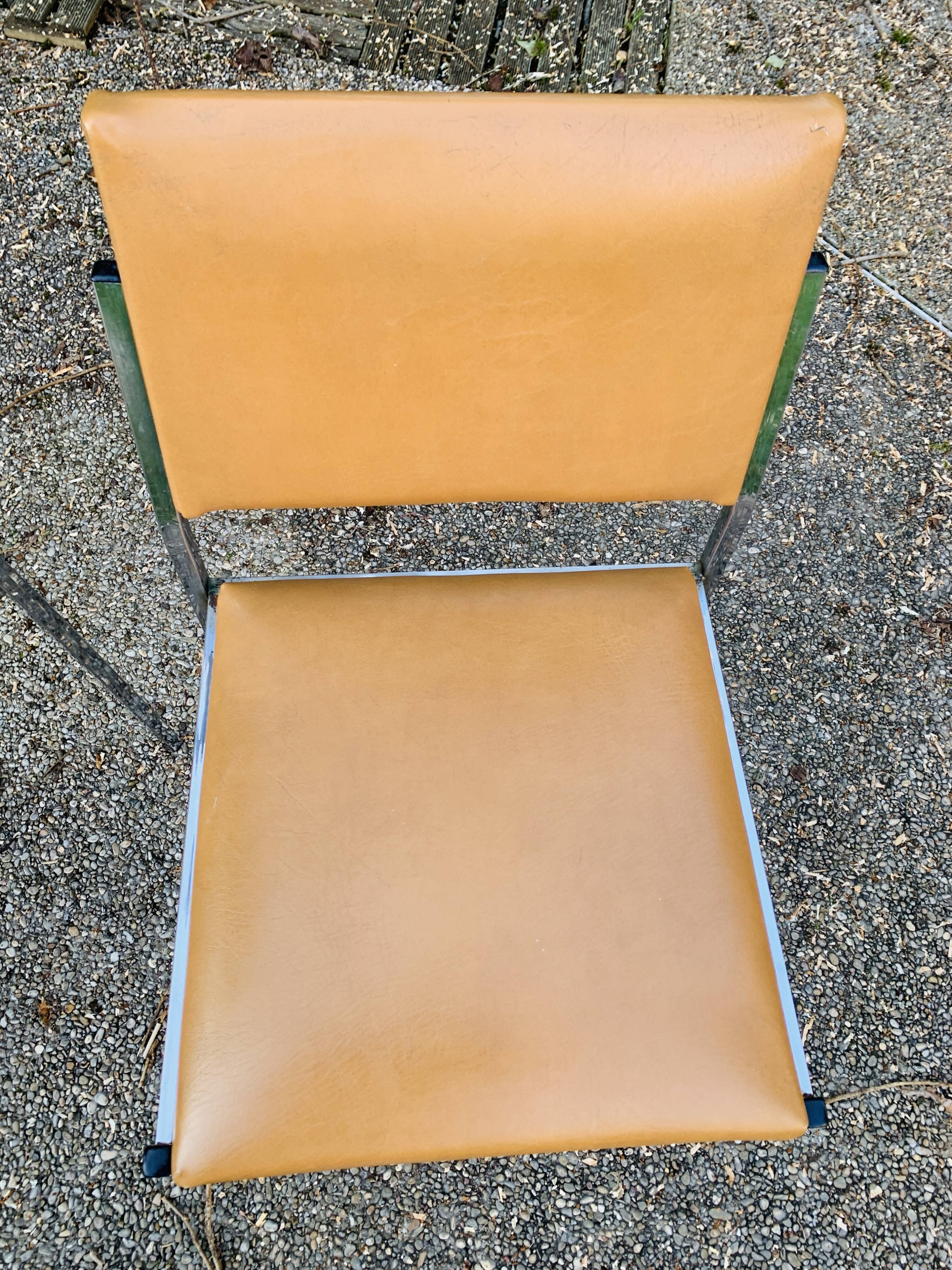 Paire de chaises années 70 cuir & vinyle