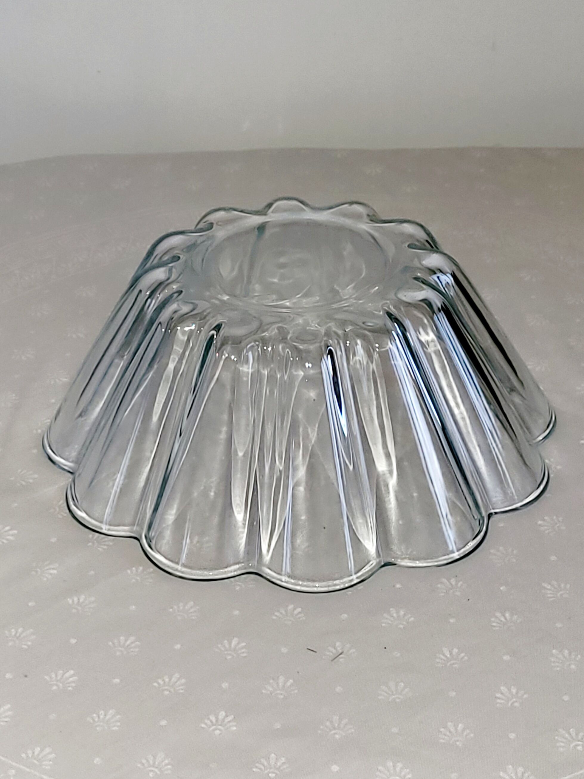 Charlotte mold pyrex - vintage