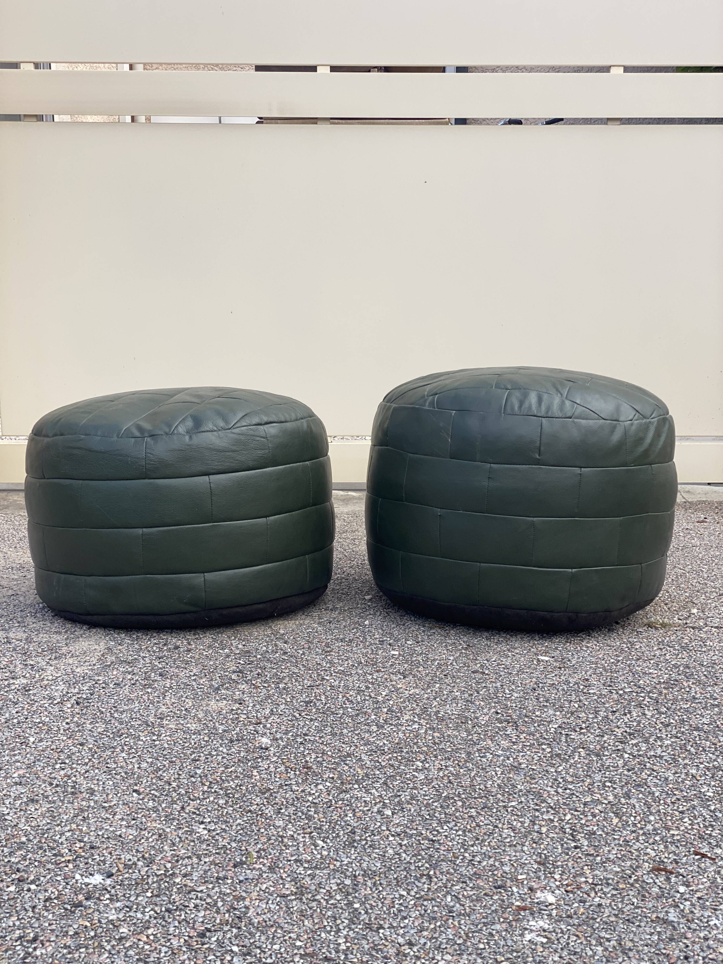 Two poufs or pieces of sofas in leather patchwork