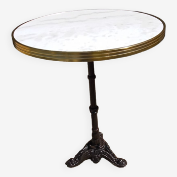 Pedestal table bistro