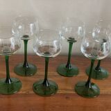 6 stemmed glasses with grape cluster decor