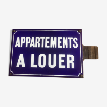 Deux plaques émaillées vissées dos à dos "appartements à louer"