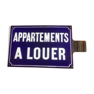 Deux plaques émaillées vissées dos à dos "appartements à louer"