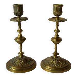 Paire de bougeoirs néoclassique