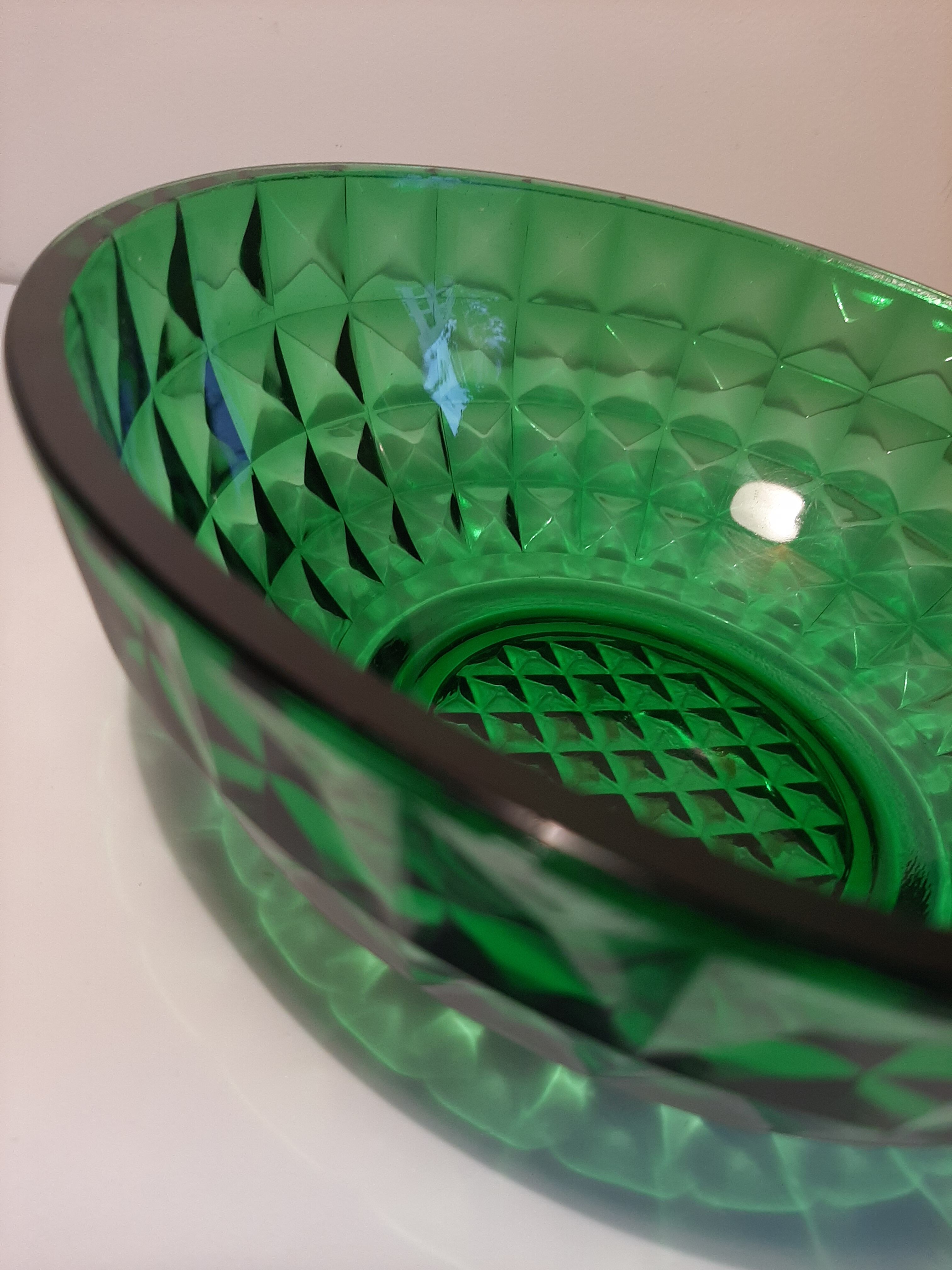 Green glass salad bowl