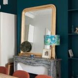 Gilded mirror with moldings