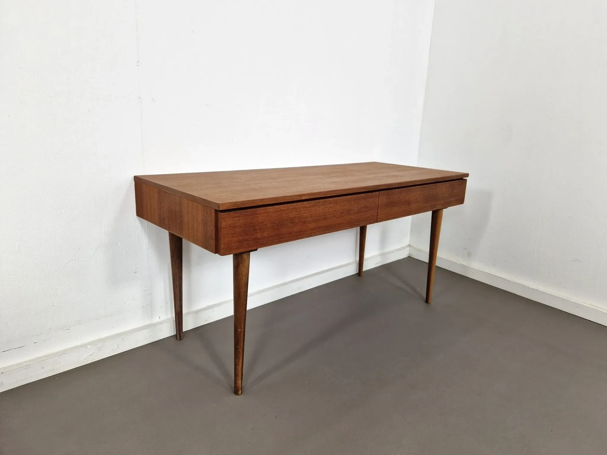 Scandinavian style teak side table | 1960s