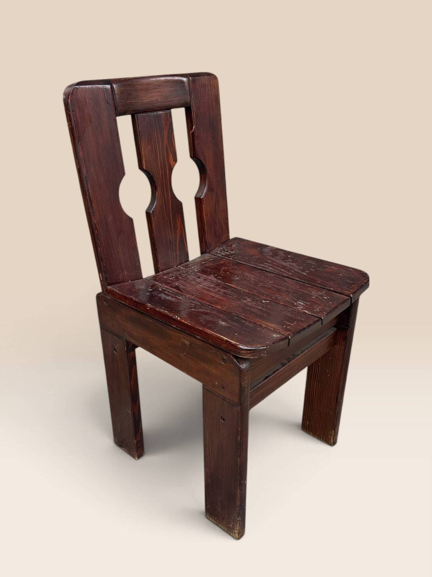 Set of five brutalist chairs in solid pine.