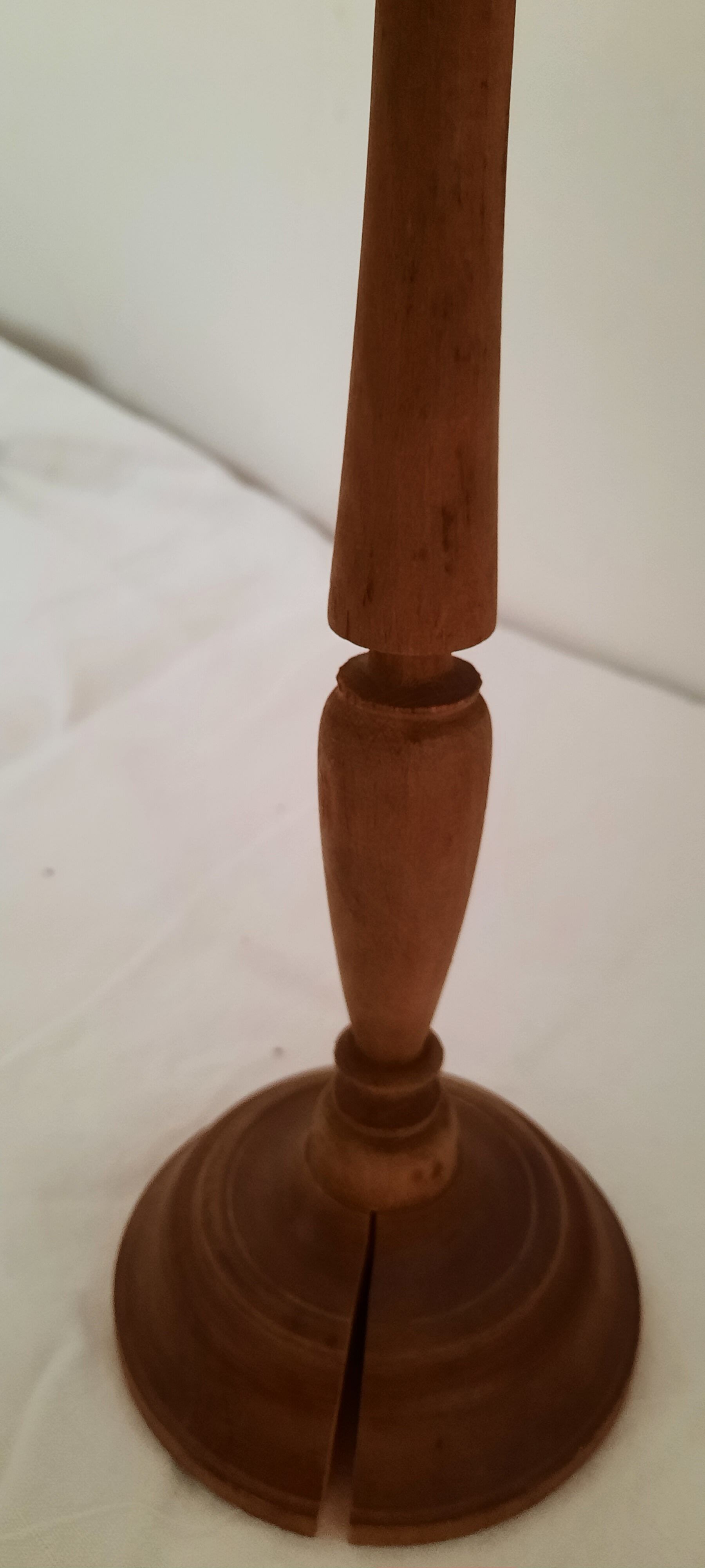 Porte chapeau en bois