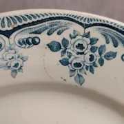 Antique plate Terre de fer H. Boulenger Choisy-le-roi – Blue floral decoration