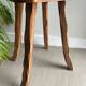 Tabouret tripode en bois