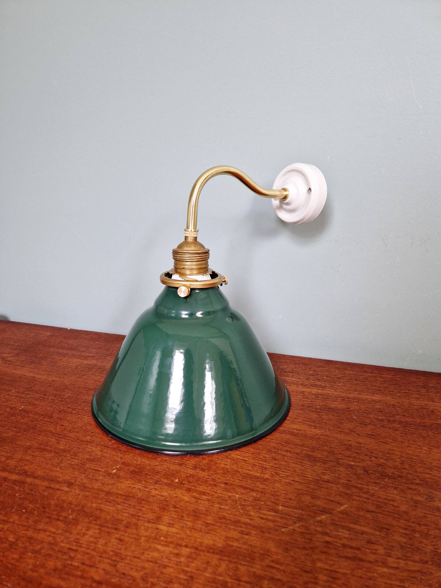 Brass wall light with green enamelled sheet metal, Mid-Century
