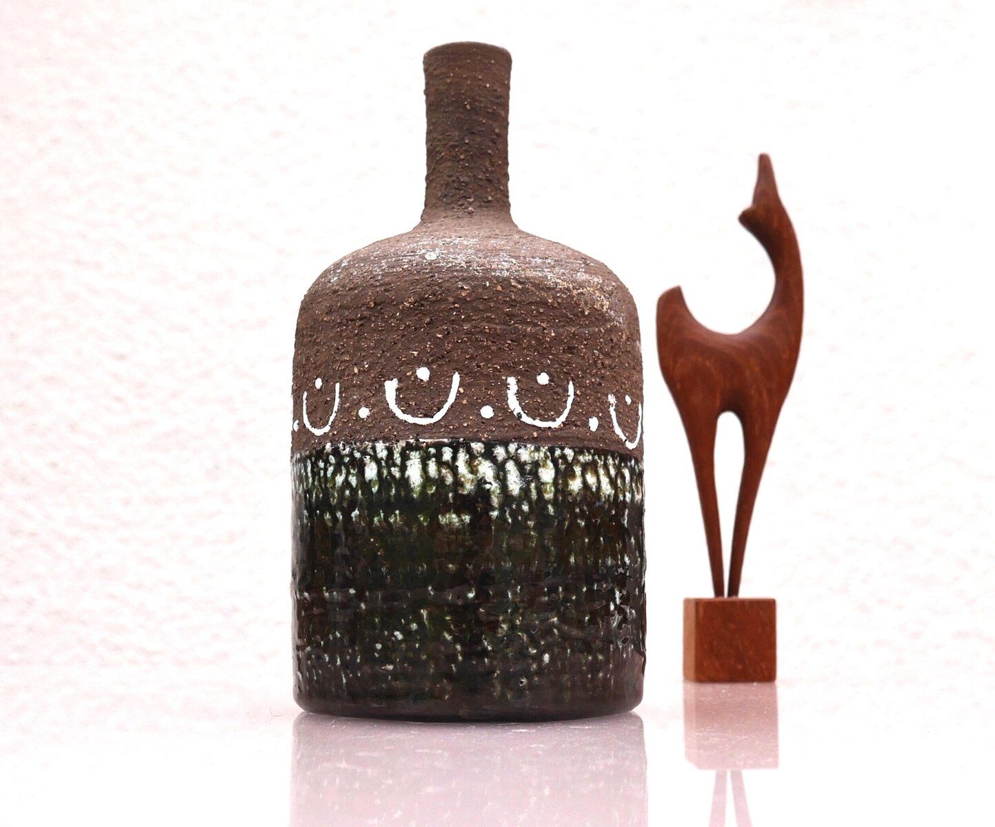 Scandinavian mid-century modern brutalist pottery vases by Hellström for Nittsjö, Sweden, set of 2