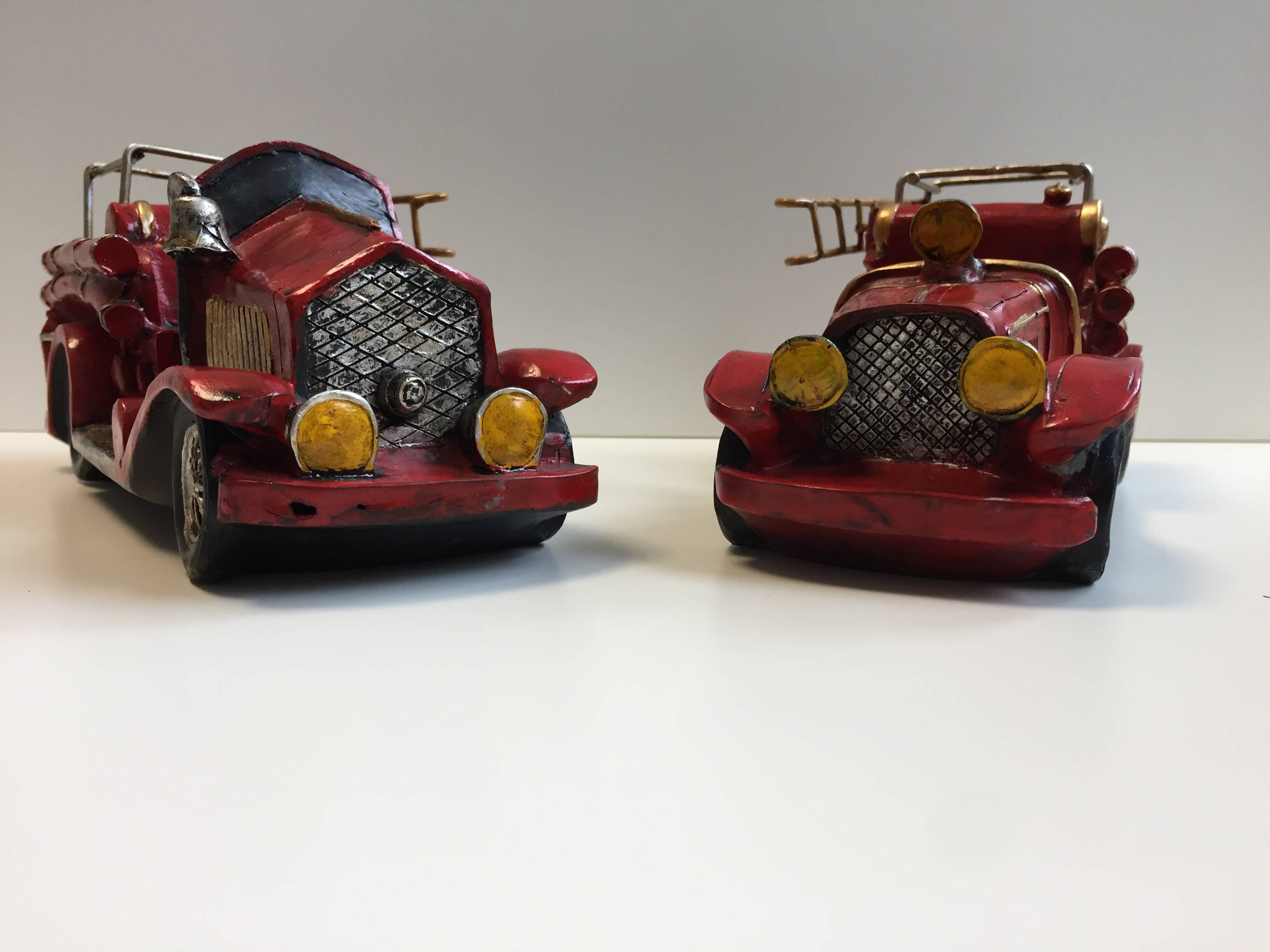 Collector toys duo of old miniature fire trucks 1930