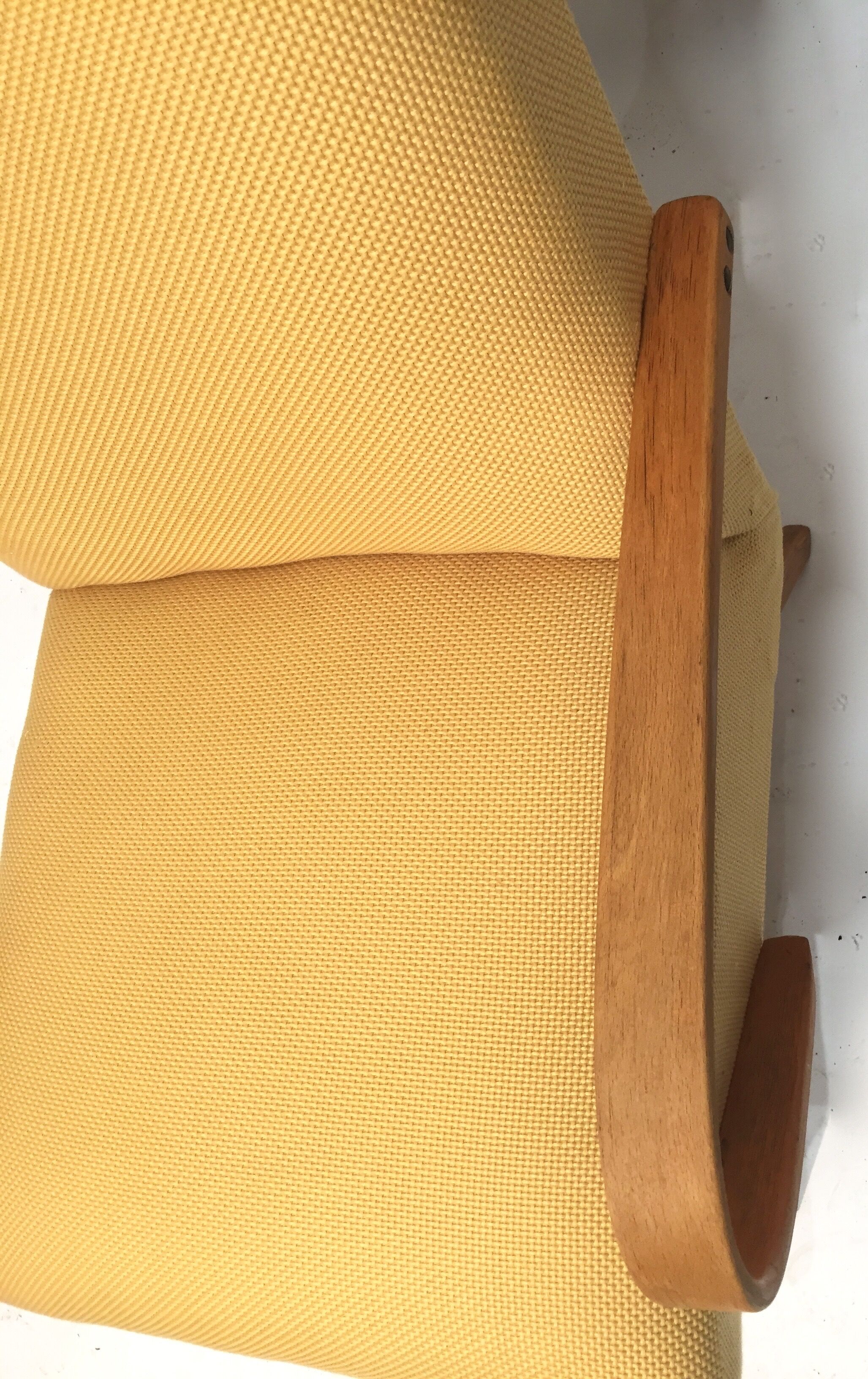 Fauteuil retissée Pierre Frey