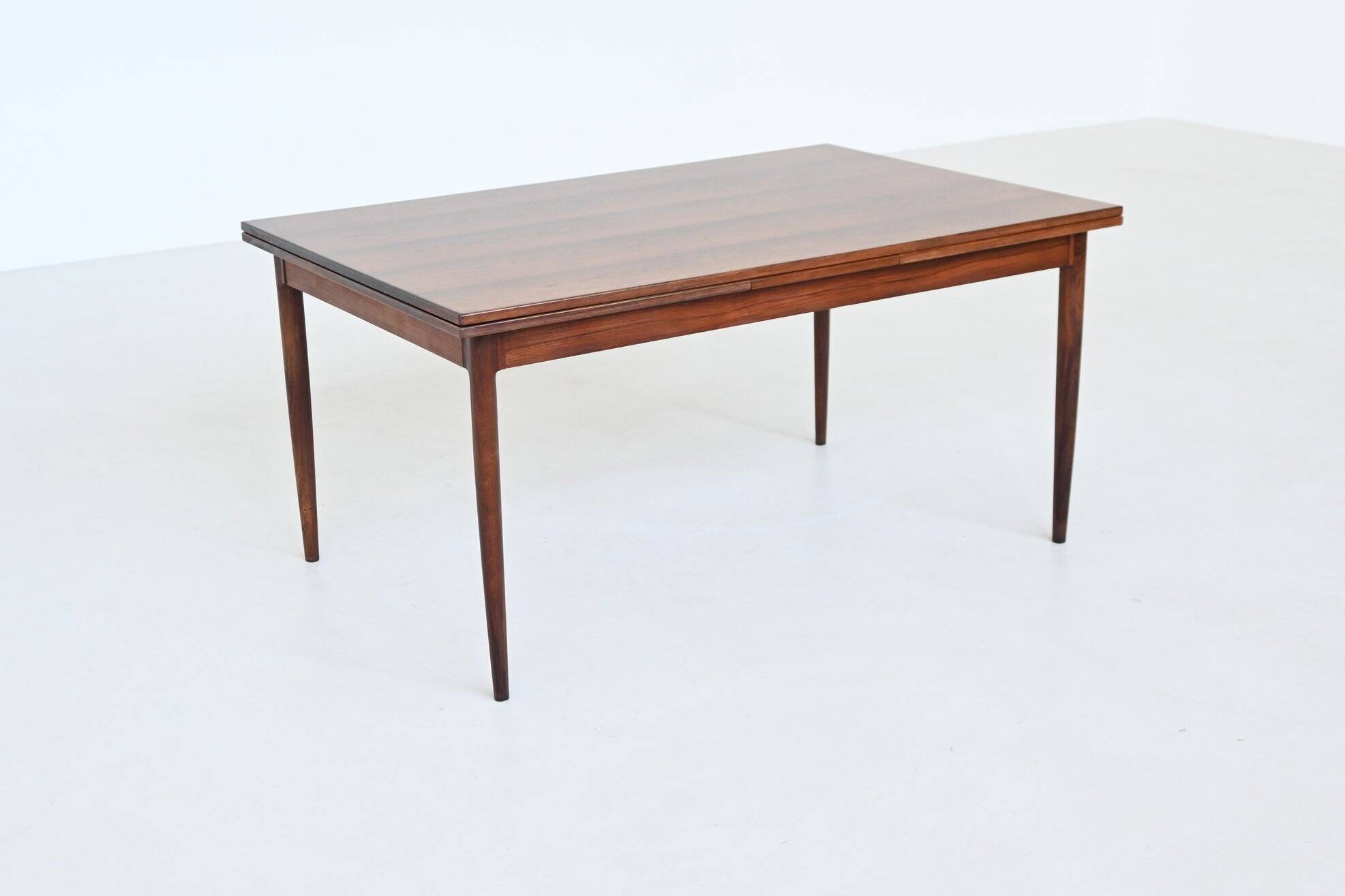Niels Otto Moller large extendable dining table in rosewood Denmark 1960