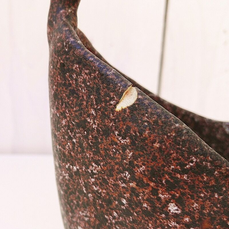 Anthropomorphic planter, Accolay ceramics