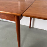 Vintage extendable table