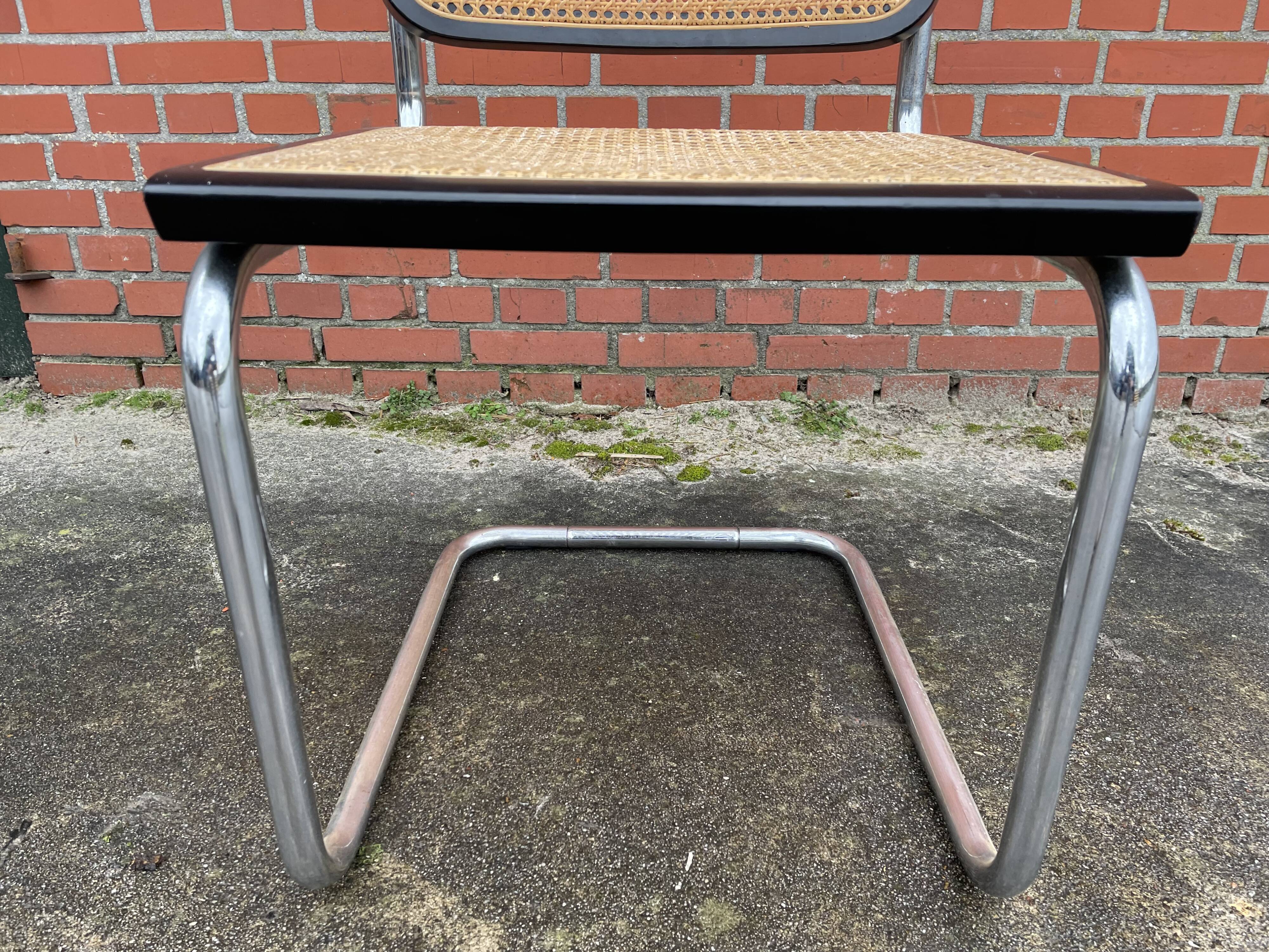 Cesca design chair b32 model black and chrome