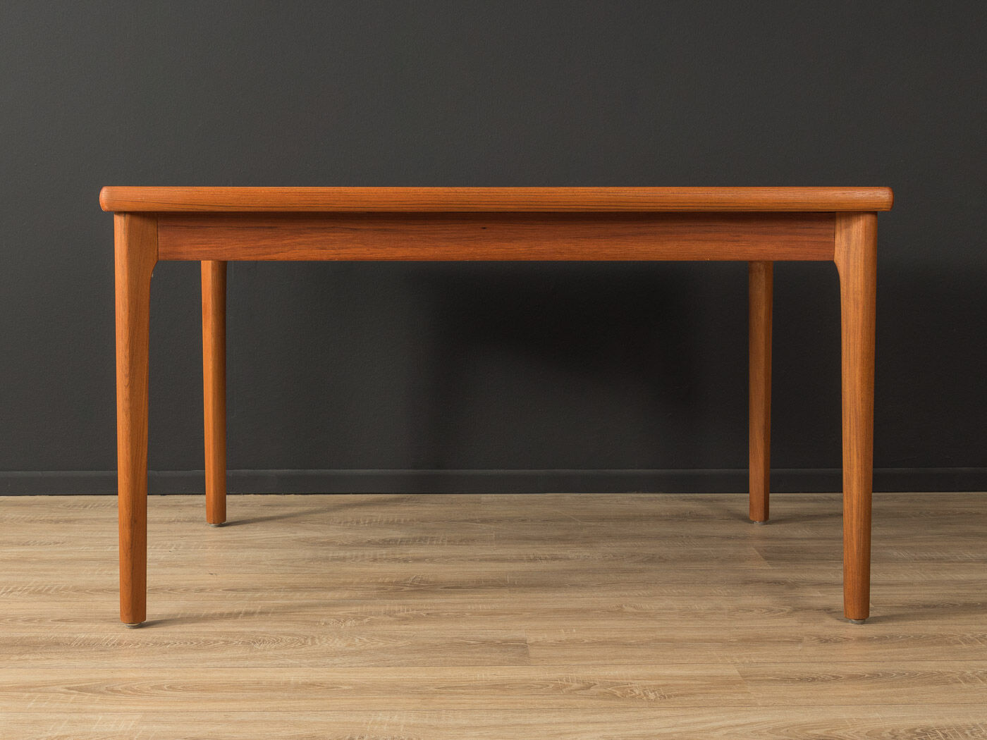 1960s dining table, Henning Kjaernulf