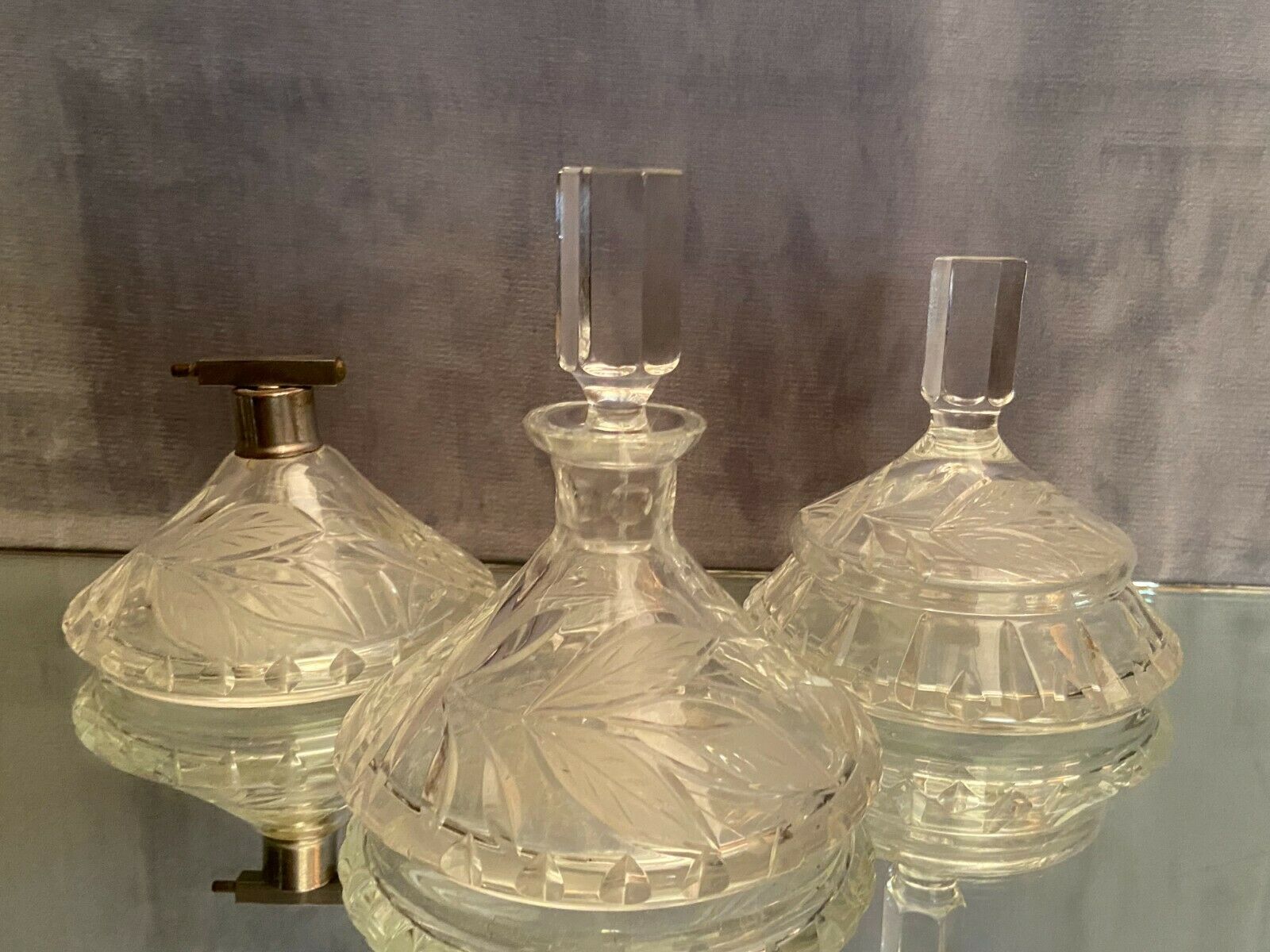 Bohemian crystal set with carved decoration