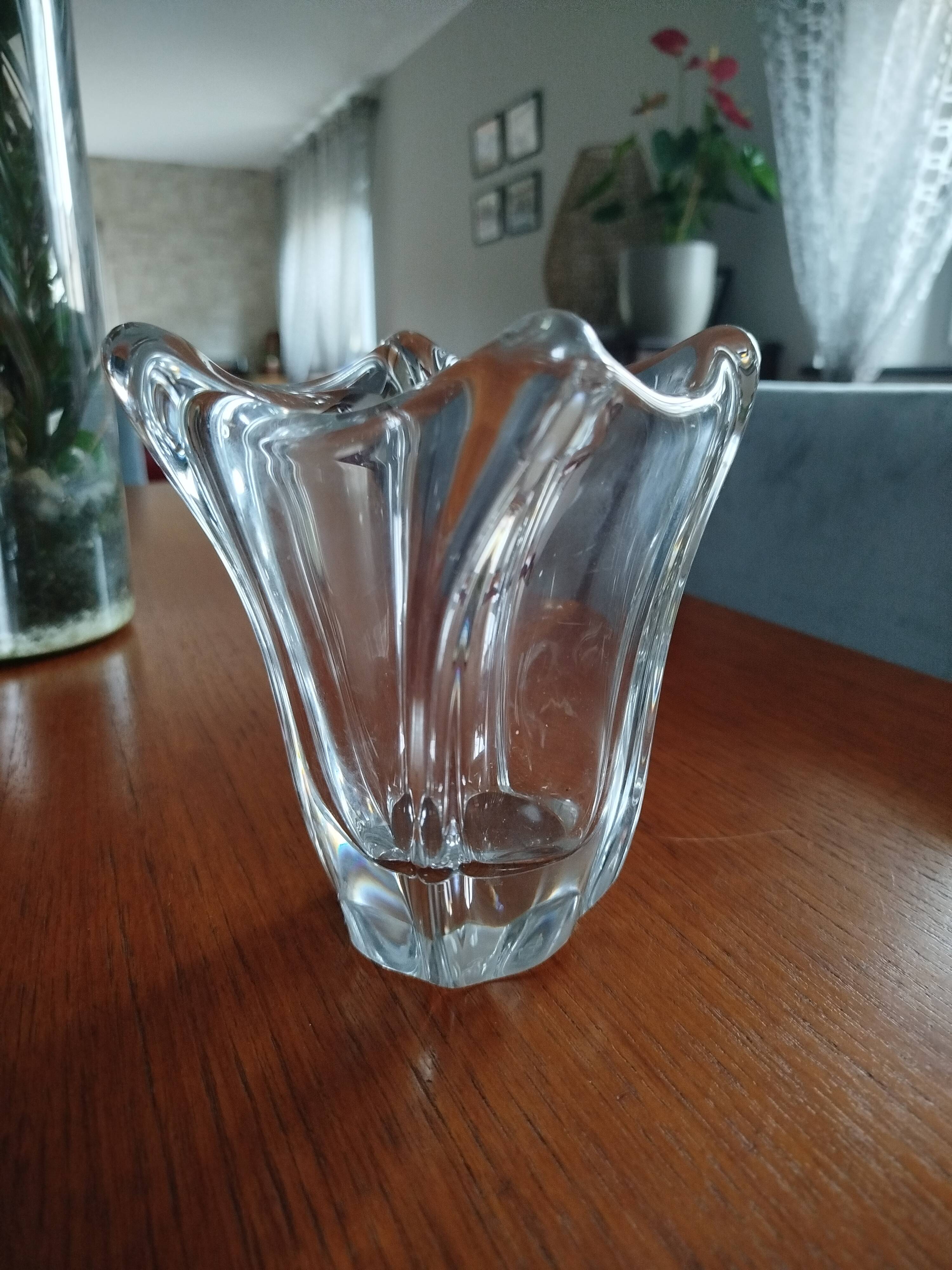 Antique vase signed Daum ✝ France in crystal – circa 1935–1950