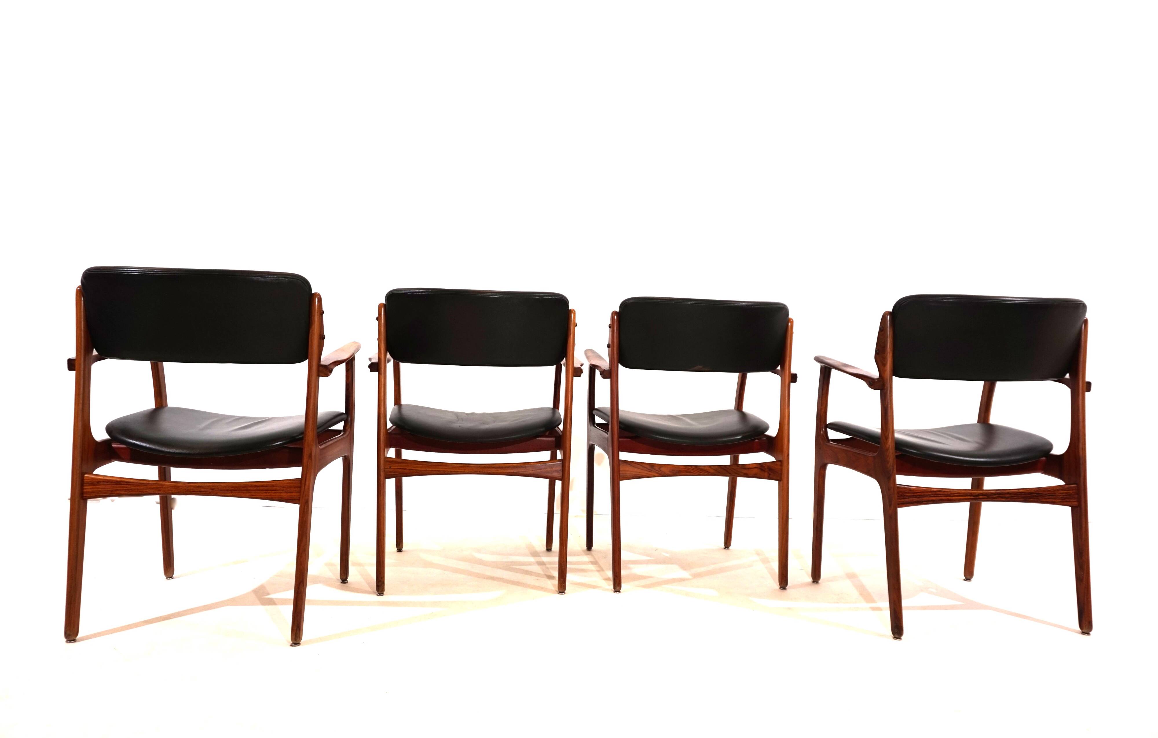Erik Buck lot de 4 chaises de salle à manger en palissandre OD 50 pour OD Mobler