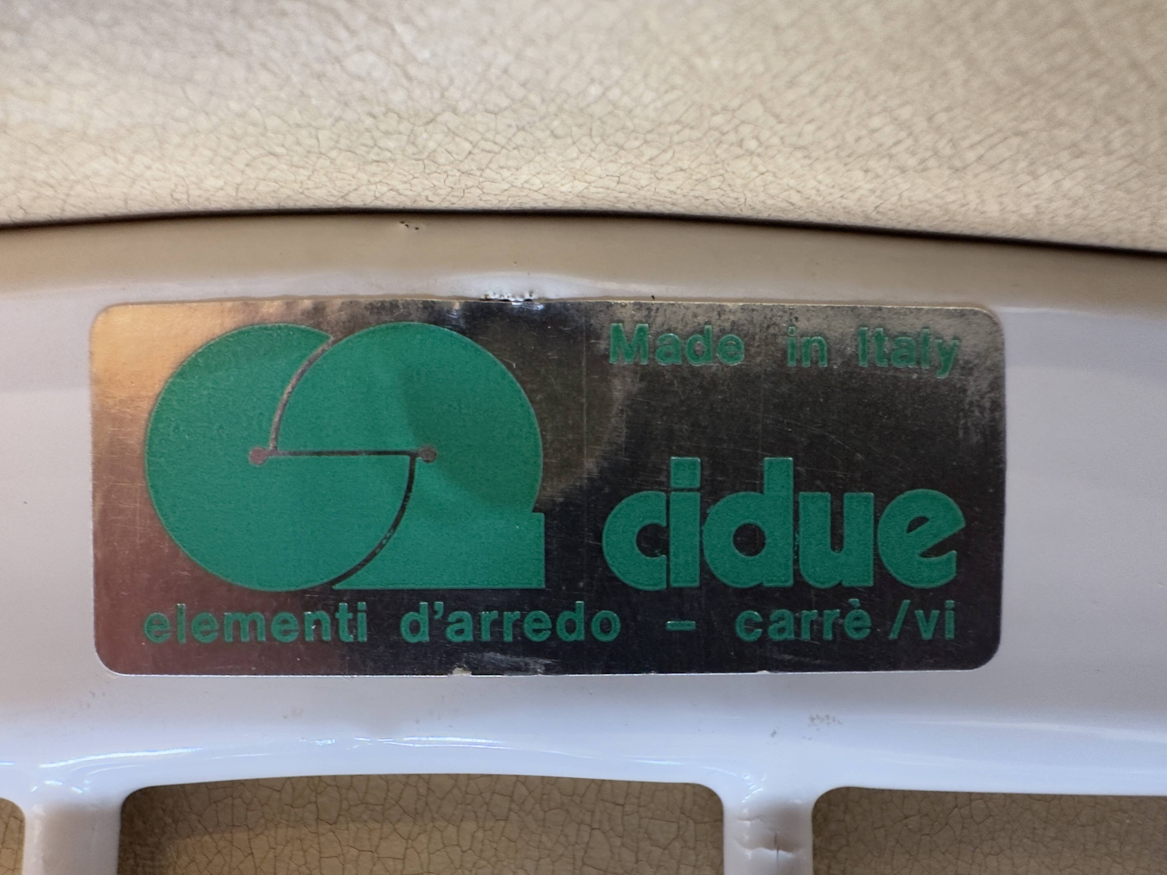 Set of 4 vintage CIDUE chairs – yellow leather – Italy