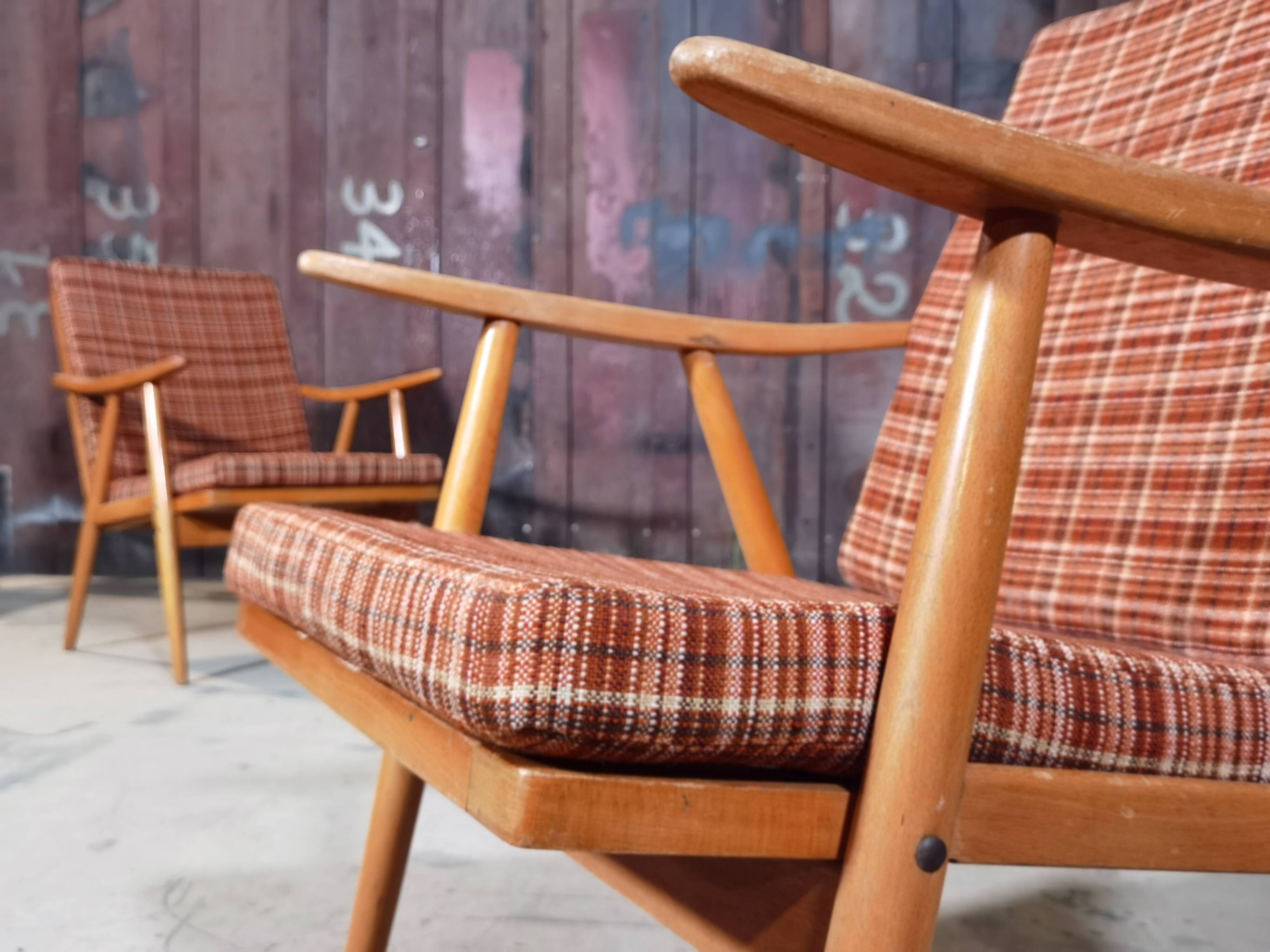 Paire de fauteuils Thonet modèle Boomerang