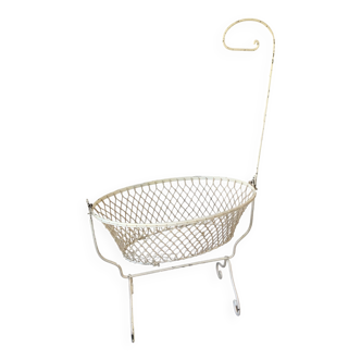 Wrought iron cradle