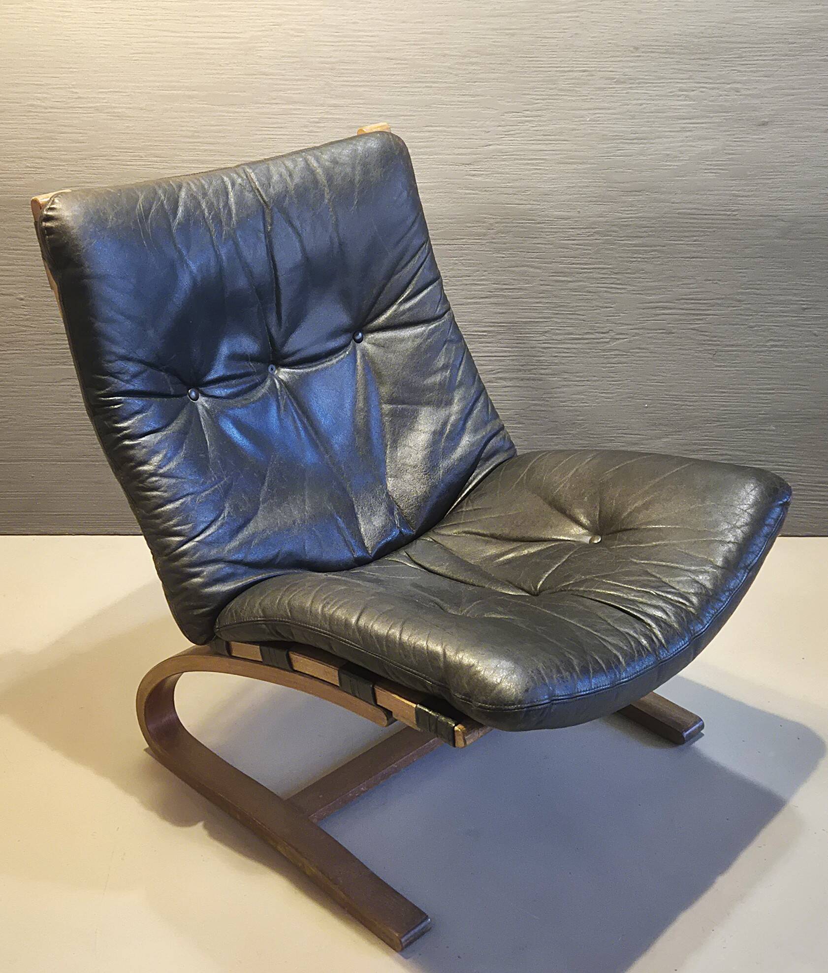 Pair of Scandinavian armchairs "Kengu" by E. & N. Solheim for Rybo, 1970