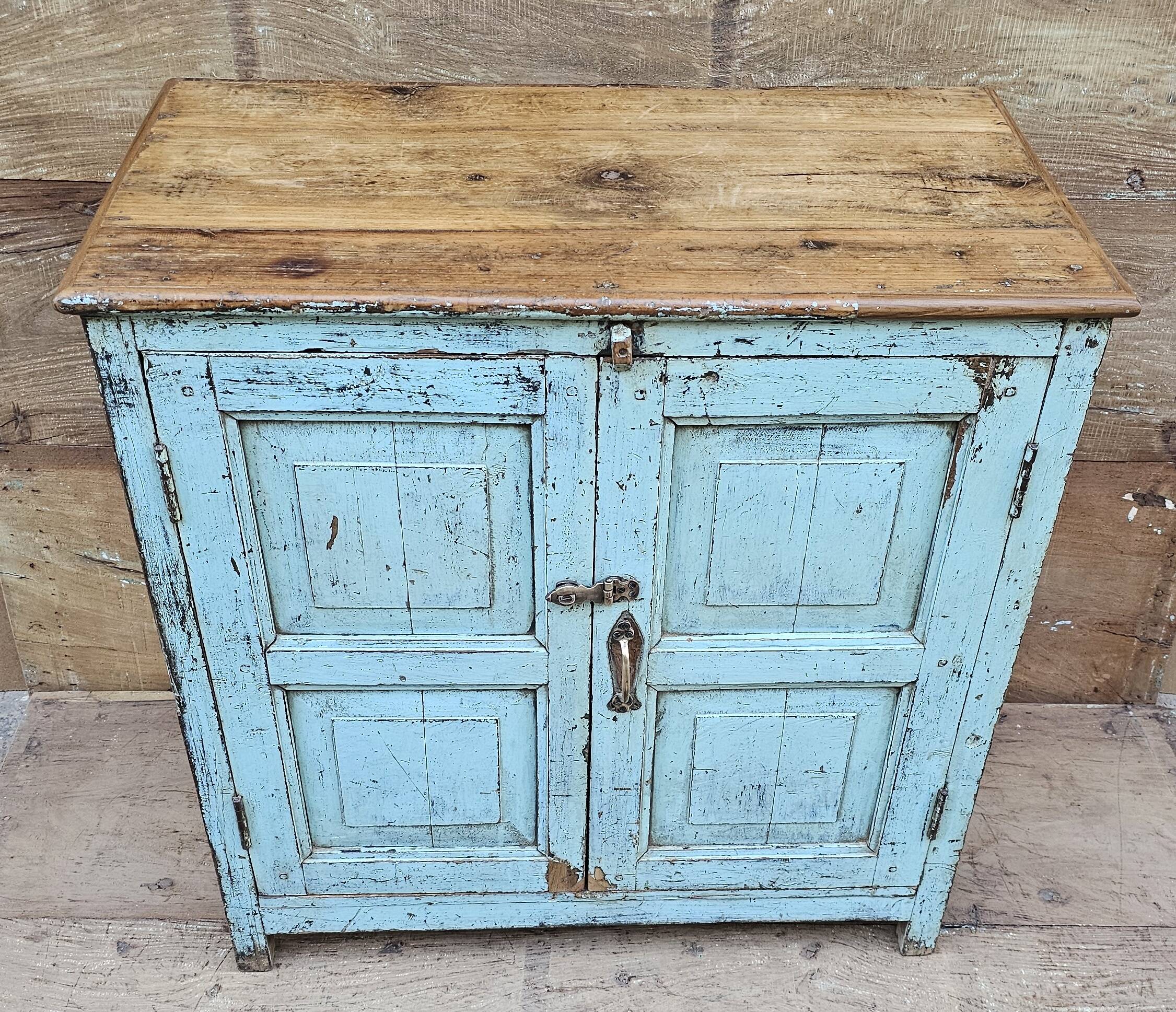 Ancien buffet en teck birman