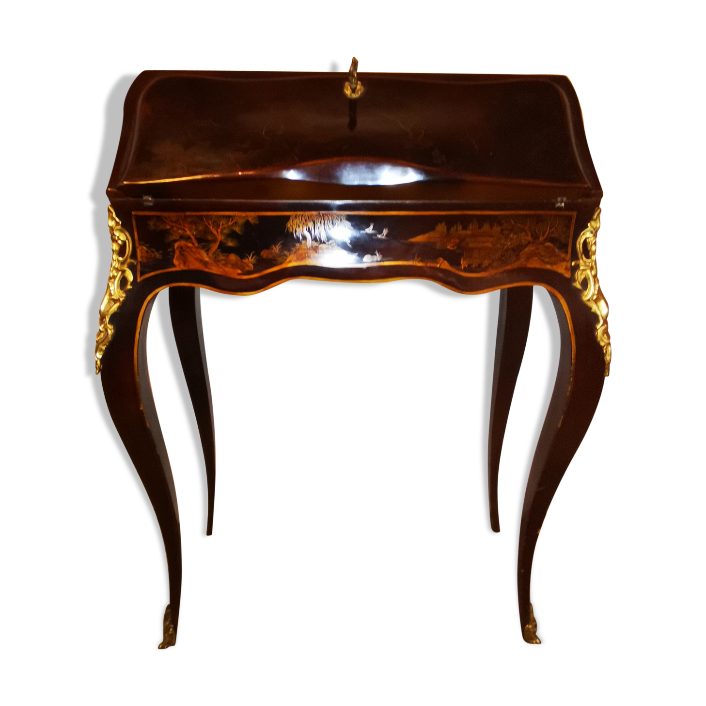 Small secret office in China's lask