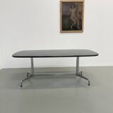 Giancarlo Piretti conference table