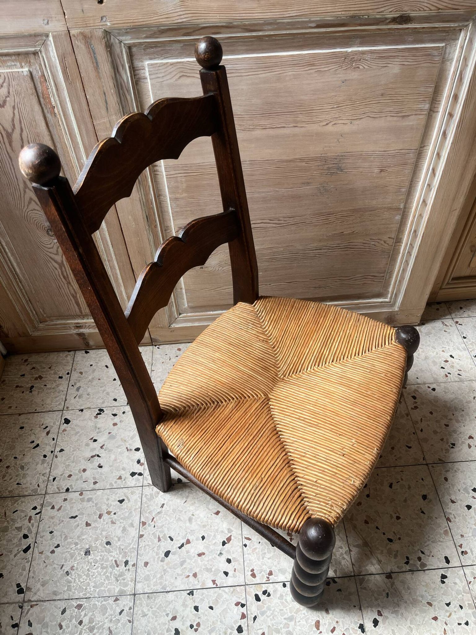 Chimney chair