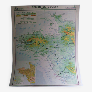 Ancienne carte scolaire de géographie régions de l'Ouest et Massif Central Hachette