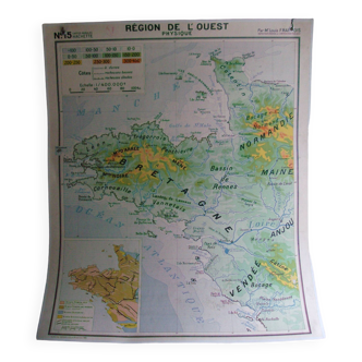 Ancienne carte scolaire de géographie régions de l'Ouest et Massif Central Hachette