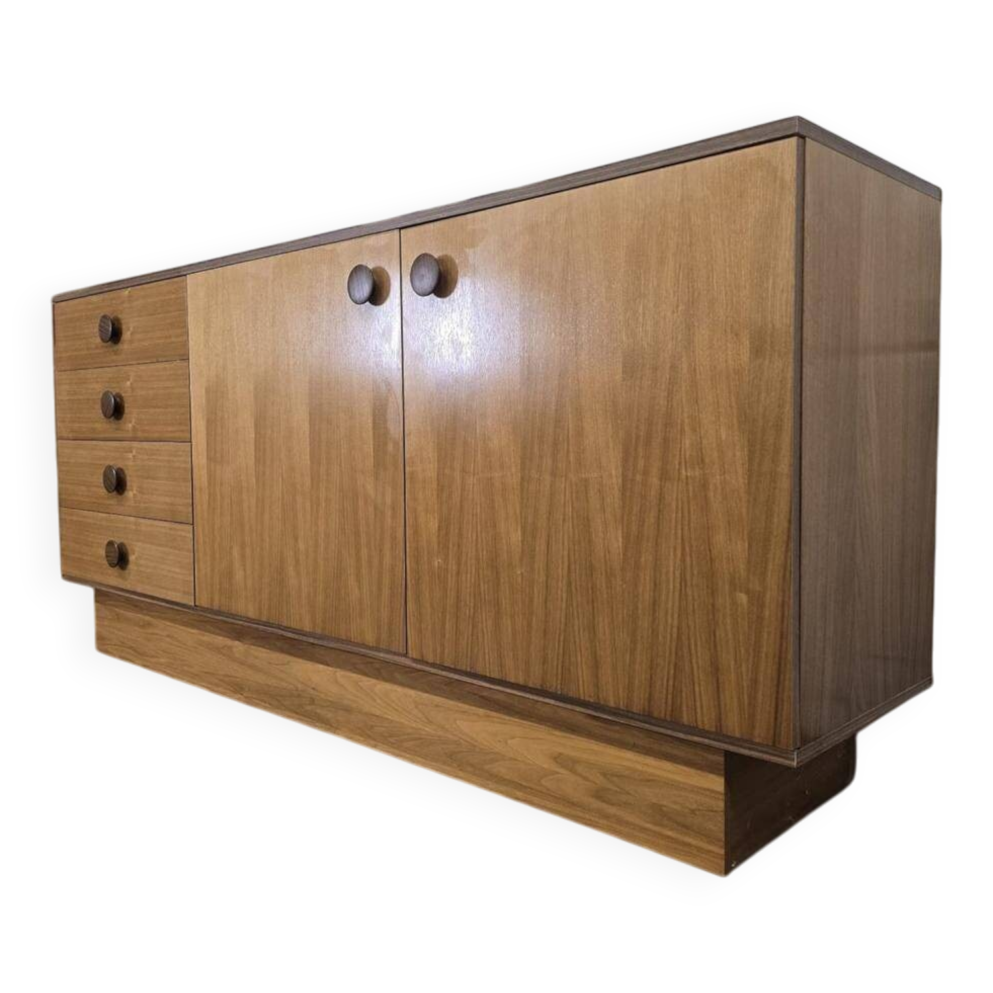 Vintage wooden sideboard / chest of drawers / sideboard