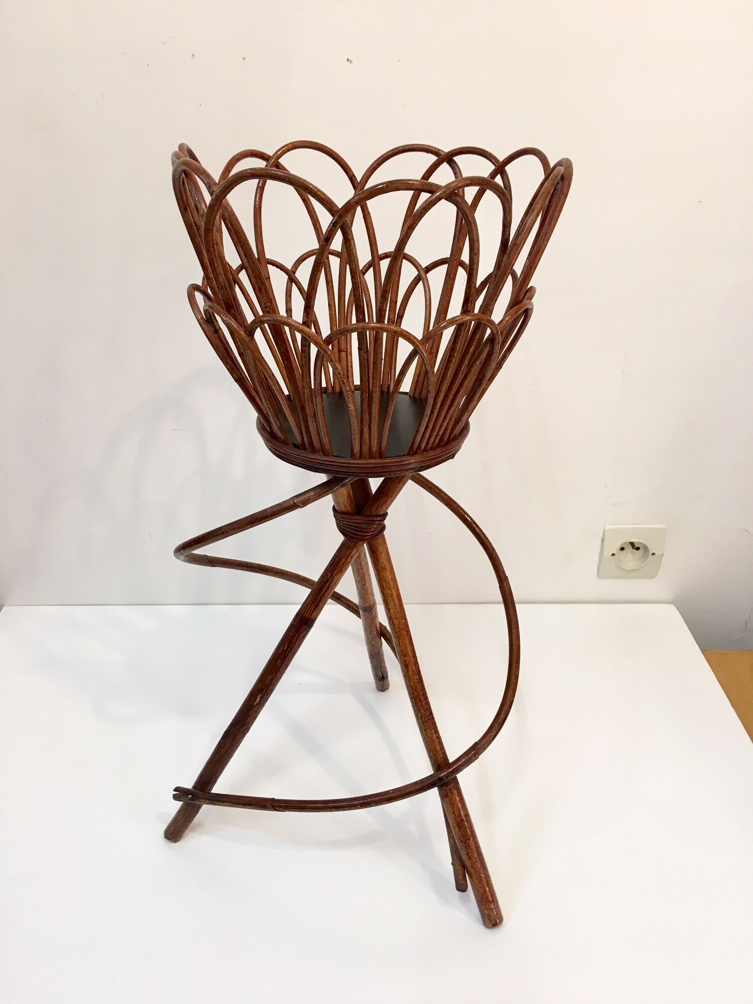 Plant carriage / pot holder in vintage rattan