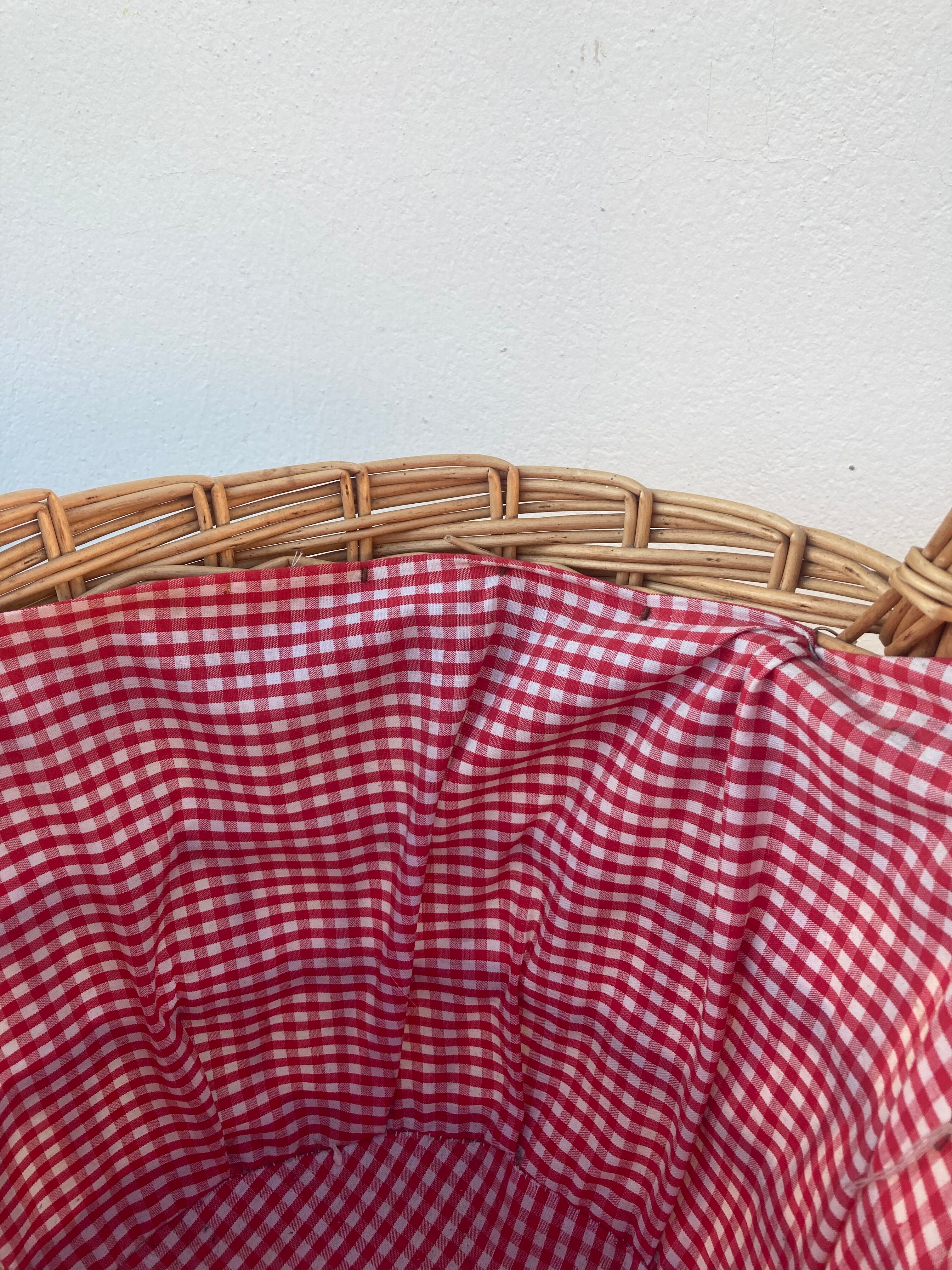 Basket in vintage woven wicker and red gingham