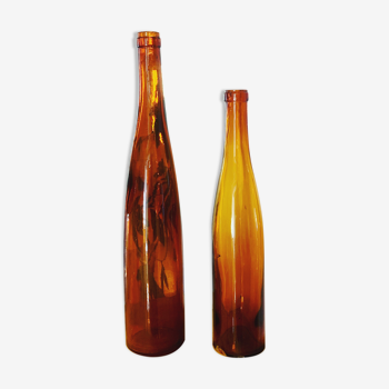 Lot de deux bouteilles vintage en verre orange