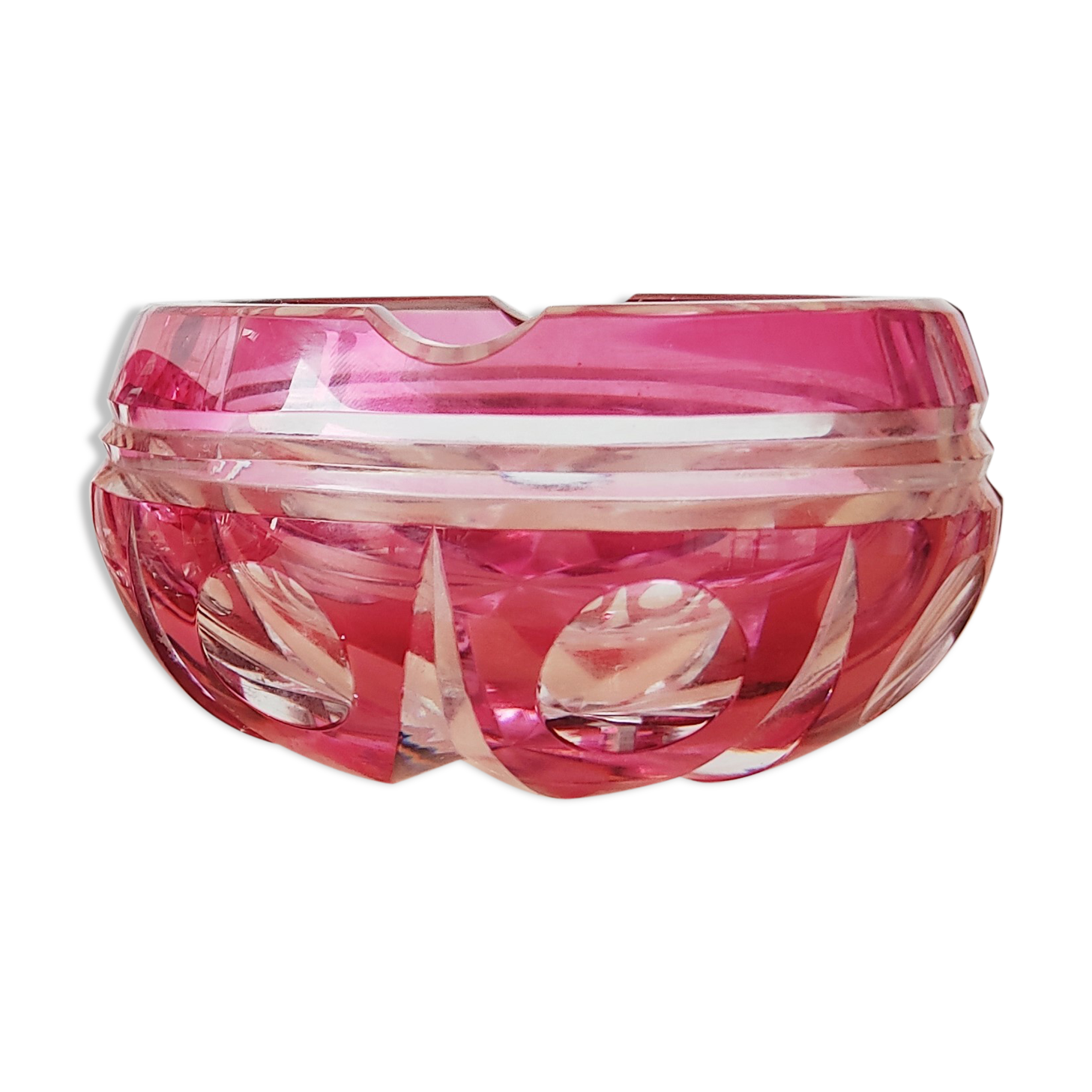 Val Saint Lambert red-lined crystal ashtray